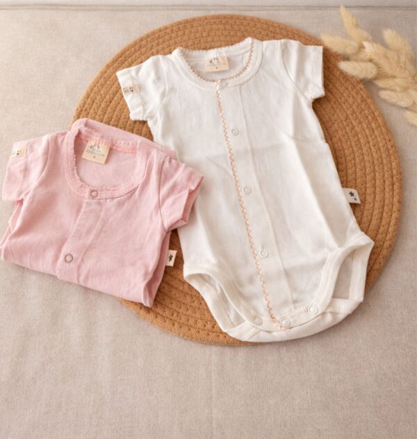 Body con botones Axel